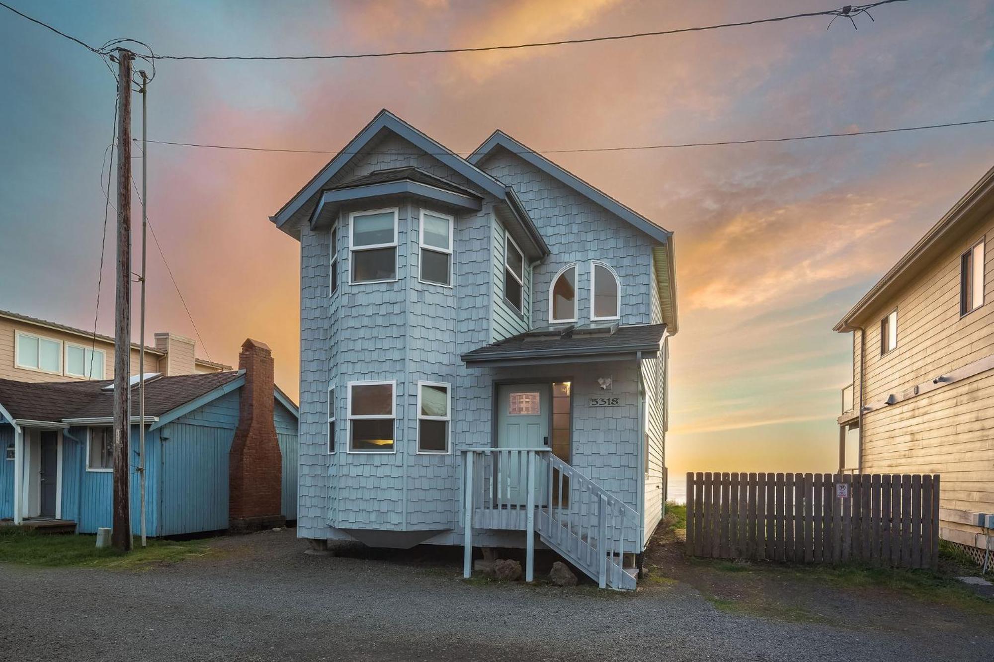 Steps From The Beach! Hottub, $1M Ocean View, Deck والدبورت المظهر الخارجي الصورة