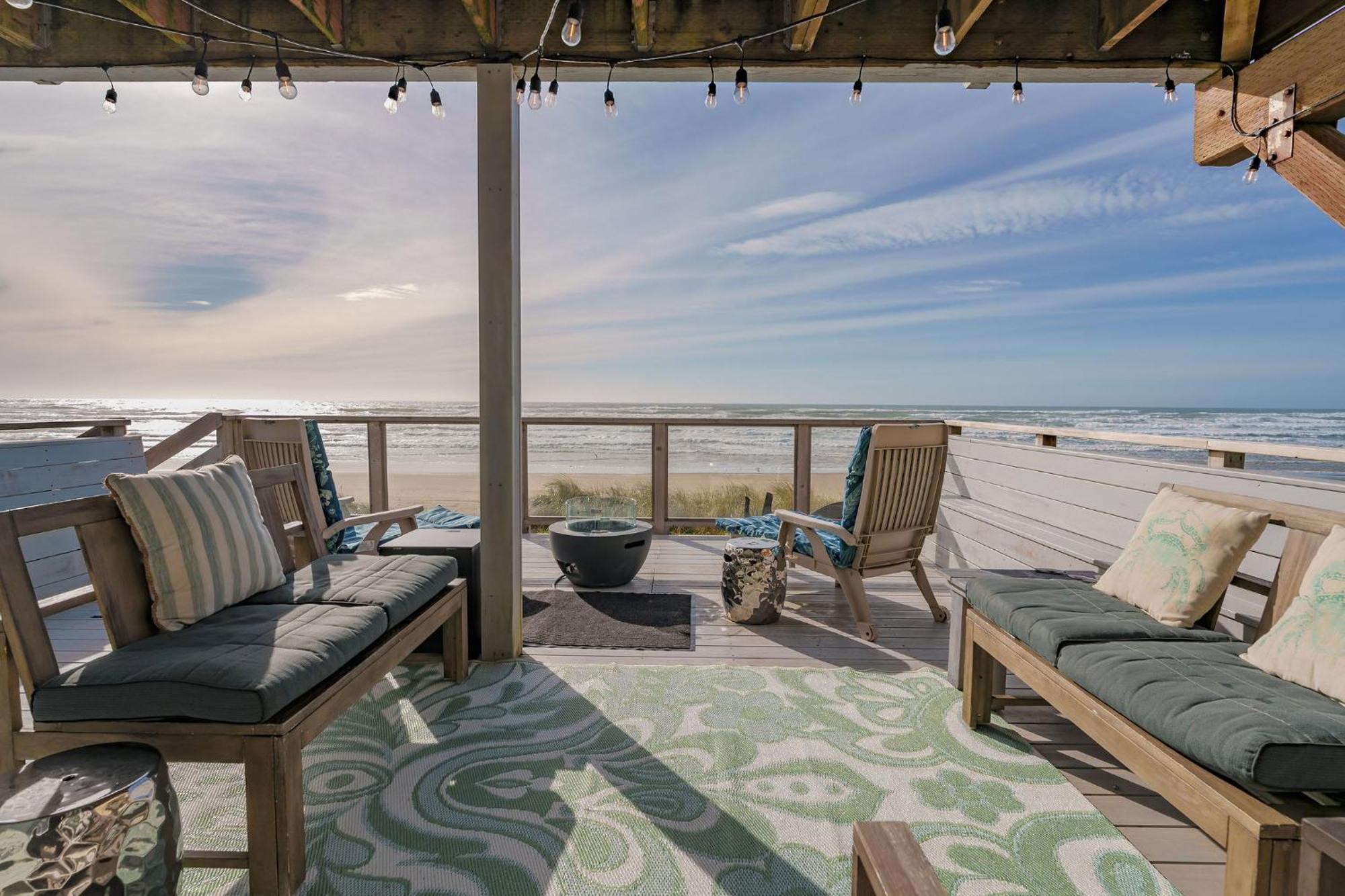 Steps From The Beach! Hottub, $1M Ocean View, Deck والدبورت المظهر الخارجي الصورة