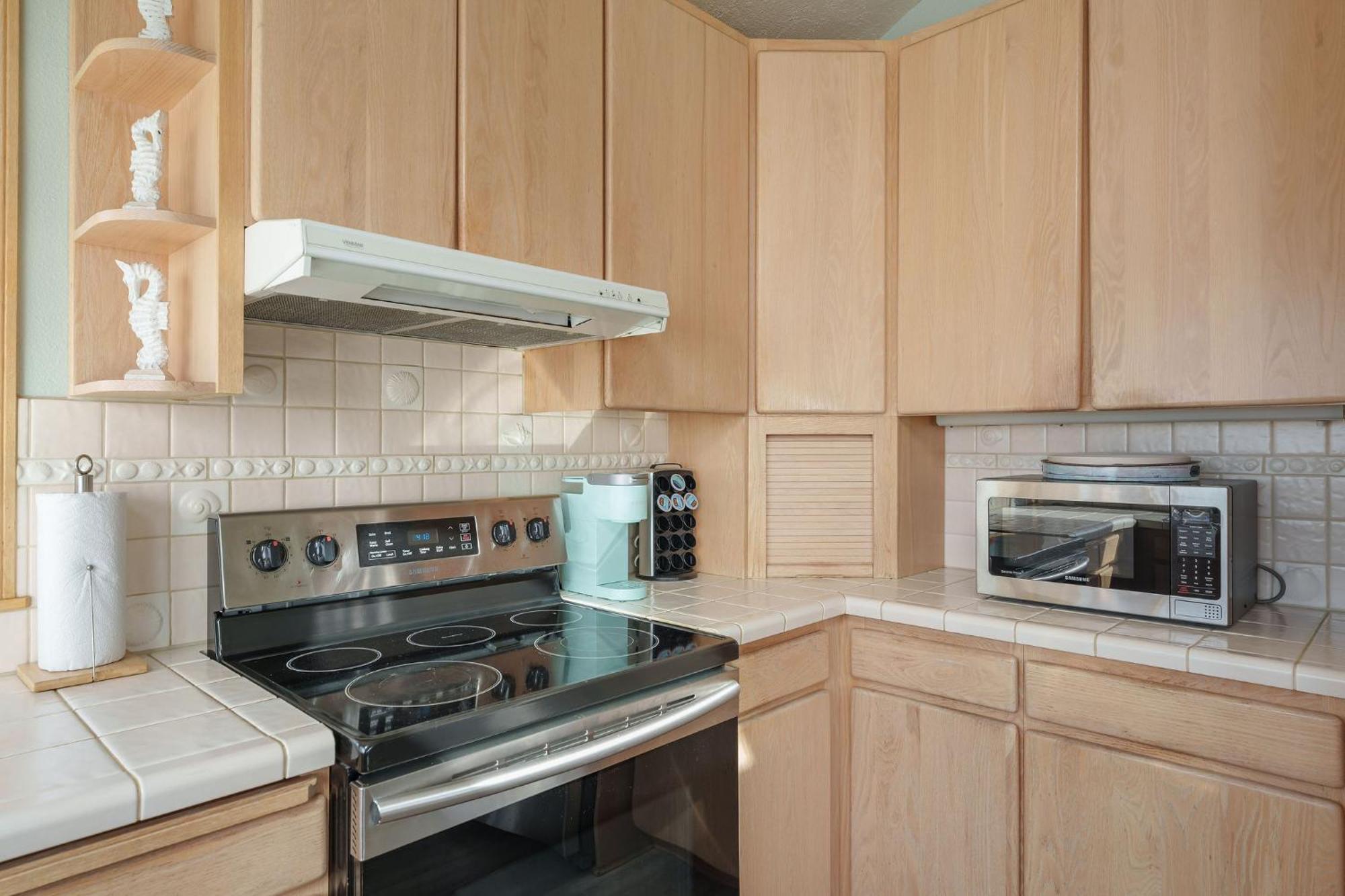 Steps From The Beach! Hottub, $1M Ocean View, Deck والدبورت المظهر الخارجي الصورة